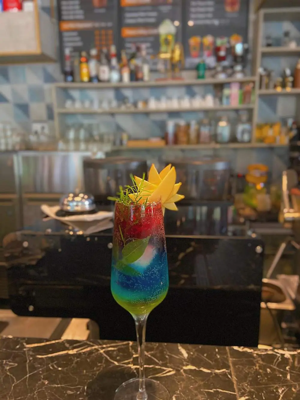 Gh&eacute; Đồng Xanh Cafe thưởng thức kh&ocirc;ng gian s&acirc;n vườn đẹp nhất B&igrave;nh Phước 8