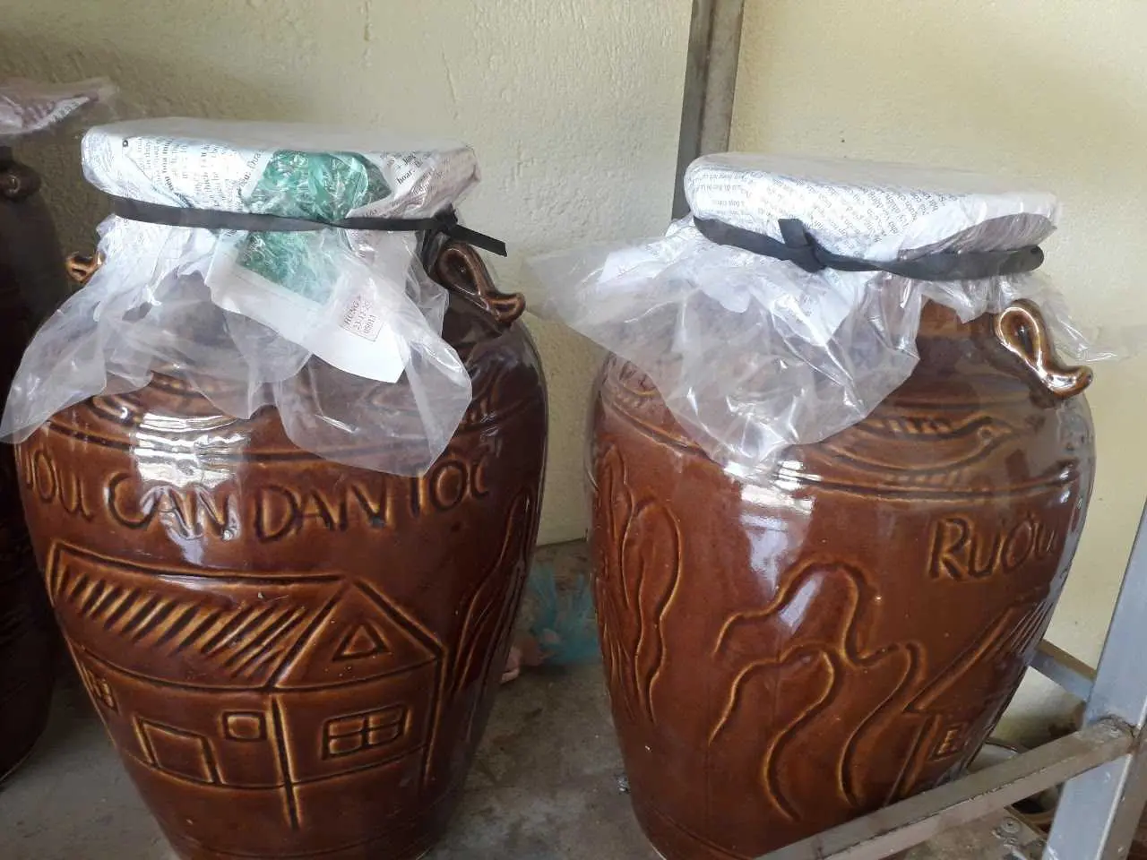 Thưởng thức Rượu cần v&agrave; kh&aacute;m ph&aacute; nền văn h&oacute;a đặc sắc nơi đ&acirc;y 5
