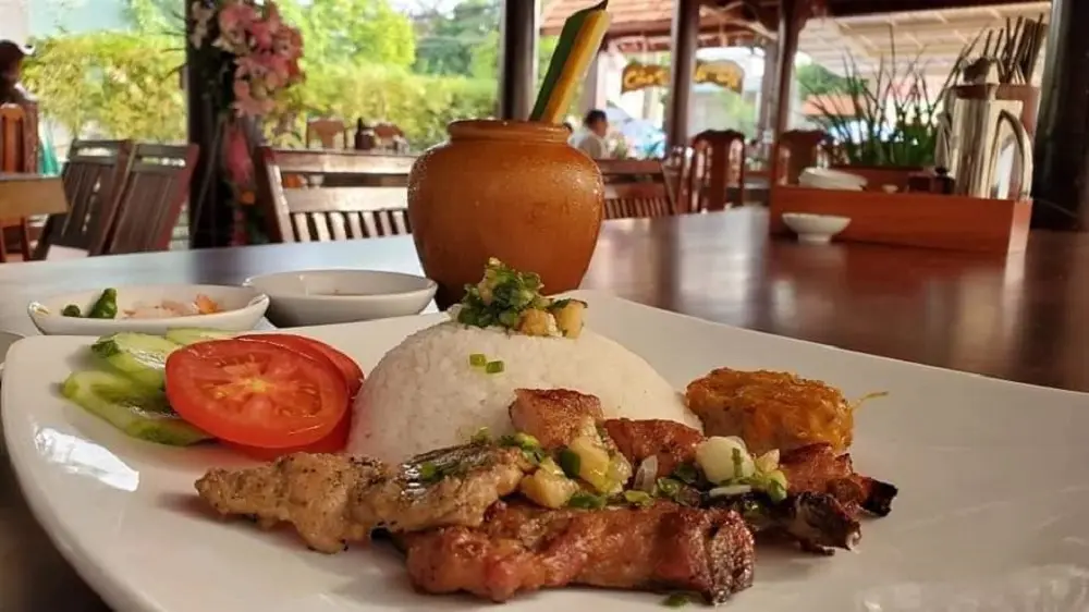 Vỹ Dạ Quán nhà hàng không thể bỏ qua khi đến Bình Phước 7