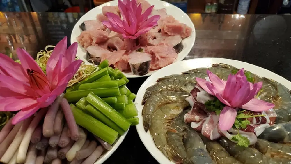 Vỹ Dạ Quán nhà hàng không thể bỏ qua khi đến Bình Phước 5