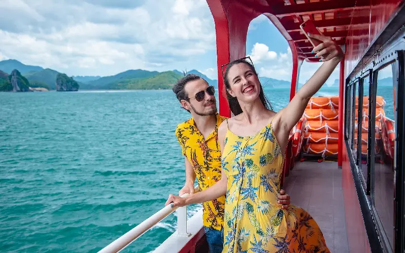 Review chi tiết 5 h&atilde;ng t&agrave;u đi Ph&uacute; Qu&yacute; phổ biến hiện nay 9
