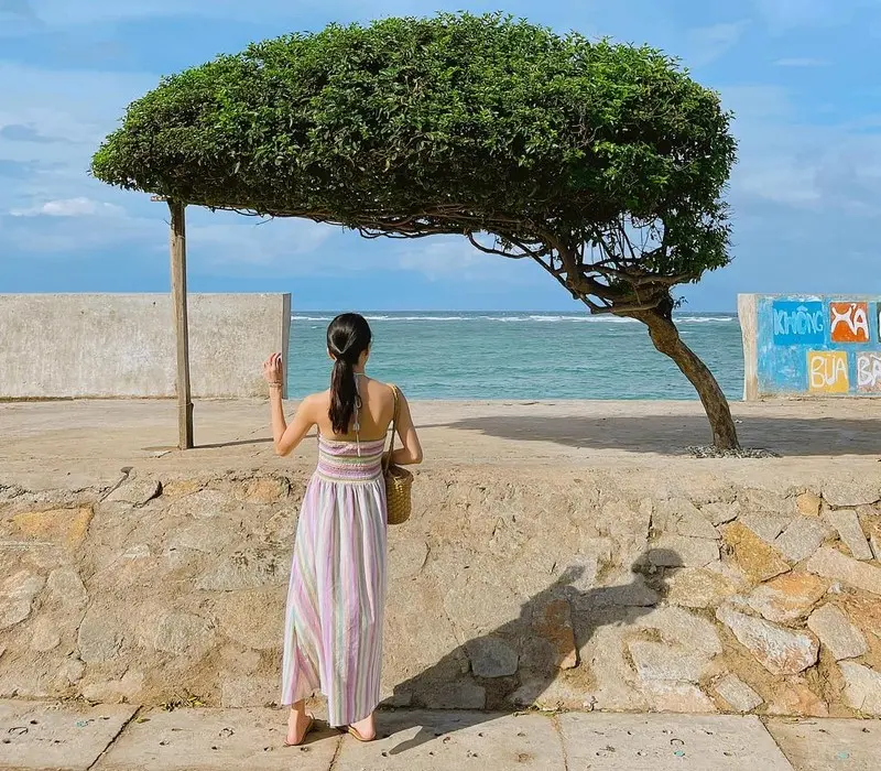 Trải nghiệm 3N2Đ tại Đảo Phú Quý cực thư giãn cùng Trần Lê Mai Thương