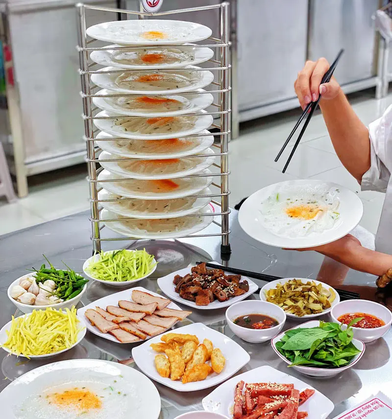 10+ qu&aacute;n b&aacute;nh ướt Bu&ocirc;n Ma Thuột ngon qu&ecirc;n lối về 10