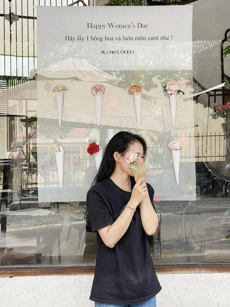 Đến L&agrave; Mơ Coffee uống nước ngon lại c&oacute; ảnh xinh mang về 10