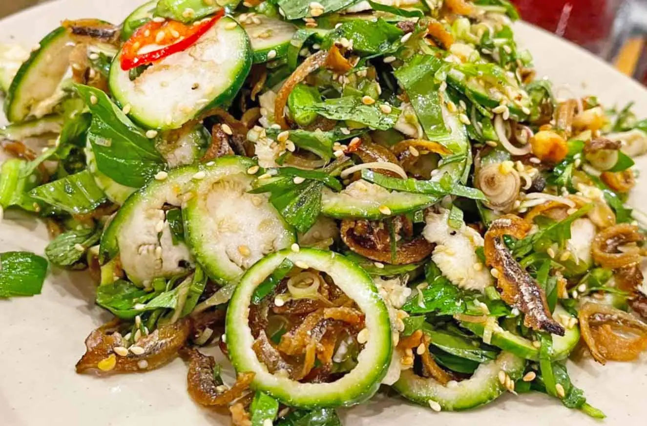 Độc đ&aacute;o m&oacute;n Gỏi c&agrave; đắng c&aacute; cơm ở Bu&ocirc;n Ma Thuột 6