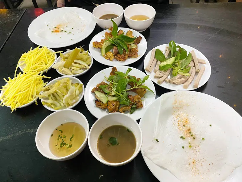 Kh&aacute;m ph&aacute; m&oacute;n b&aacute;nh ướt đĩa chồng Bu&ocirc;n Ma Thuột ngon qu&ecirc;n lối về 8