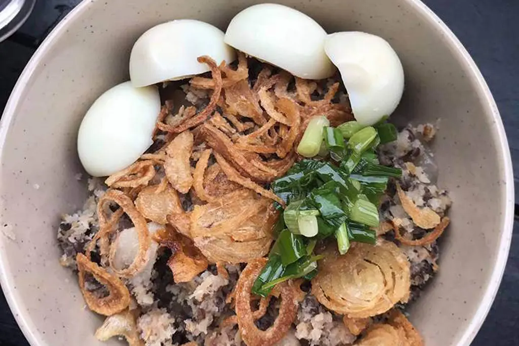 Kh&oacute; cưỡng m&oacute;n B&aacute;nh đ&uacute;c B&agrave; Bột Bu&ocirc;n Ma Thuột thơm ngon 3