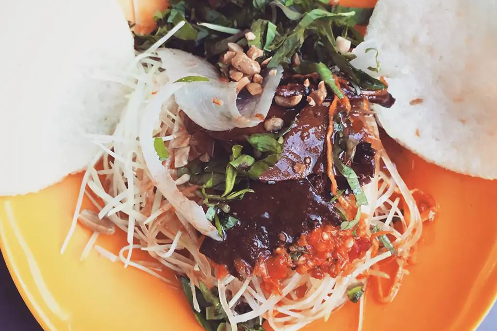 Lần đầu đến Buôn Mê Thuột ăn gì cho ngon bổ rẻ 9