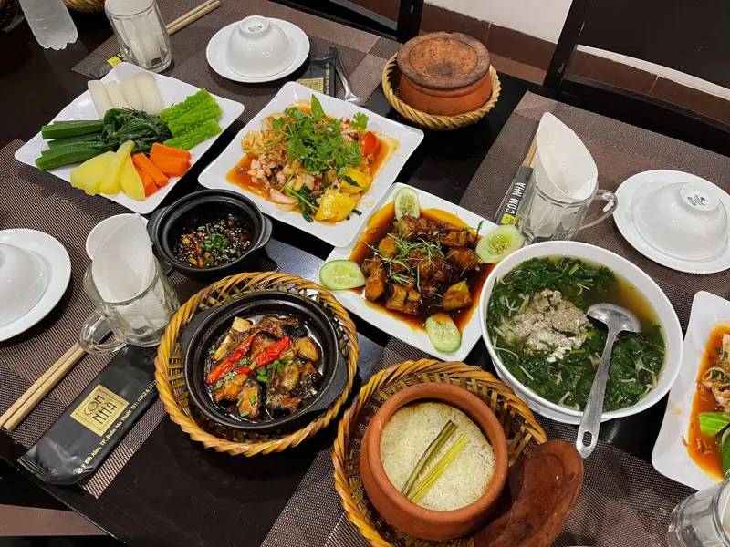 M&aacute;ch bạn 10+ qu&aacute;n hải sản Bu&ocirc;n Ma Thuột tươi ngon 11