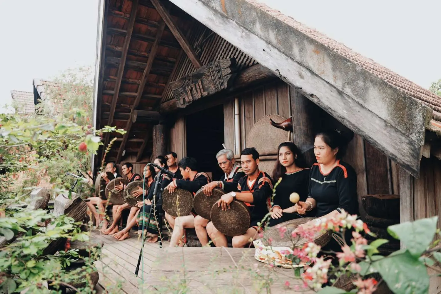 Tiệm C&agrave; Ph&ecirc; Arul, kh&ocirc;ng gian văn ho&aacute; T&acirc;y Nguy&ecirc;n thu nhỏ 5