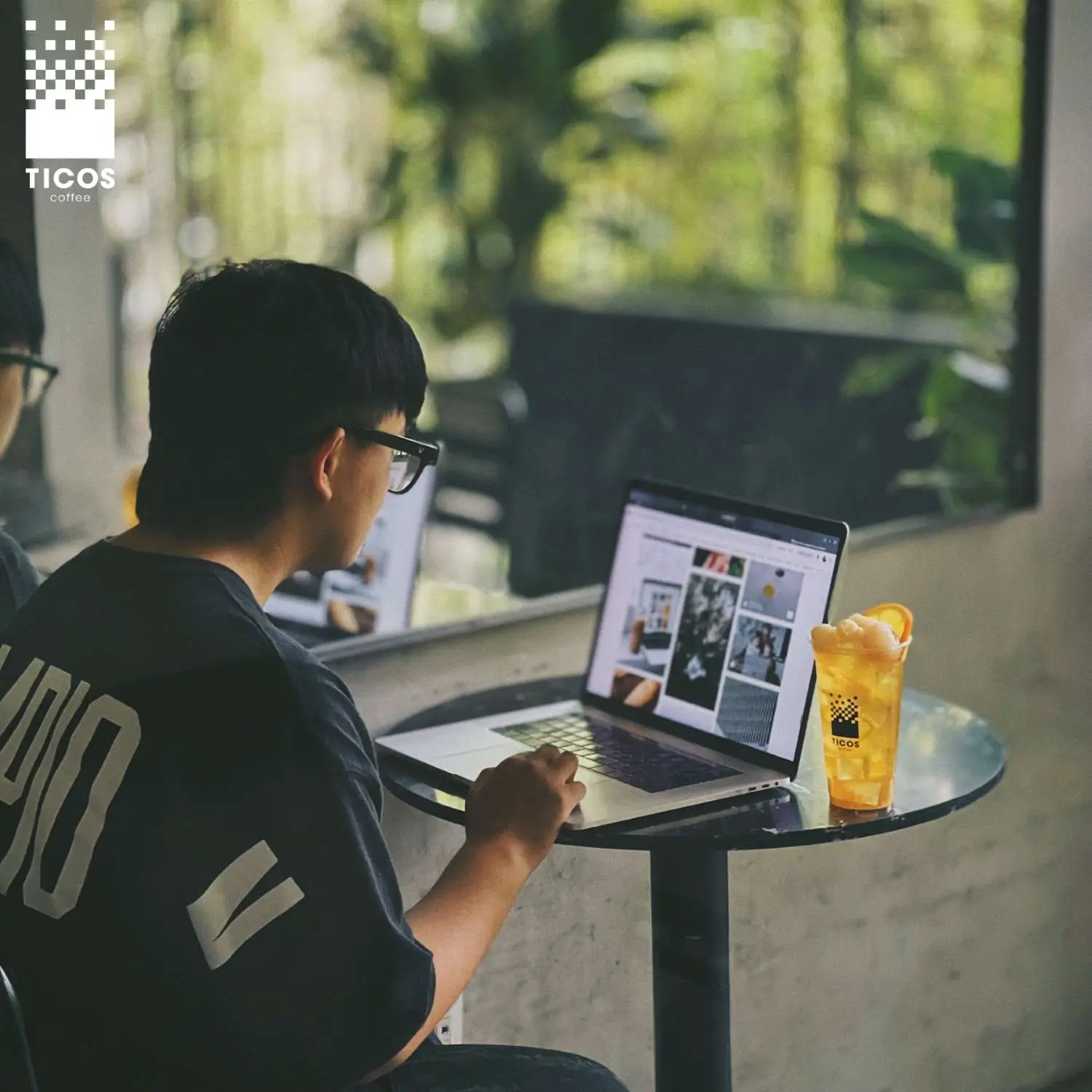 Tiệm c&agrave; ph&ecirc; Ticos Coffee, vẻ đẹp từ sự kh&ocirc;ng ho&agrave;n thiện 12