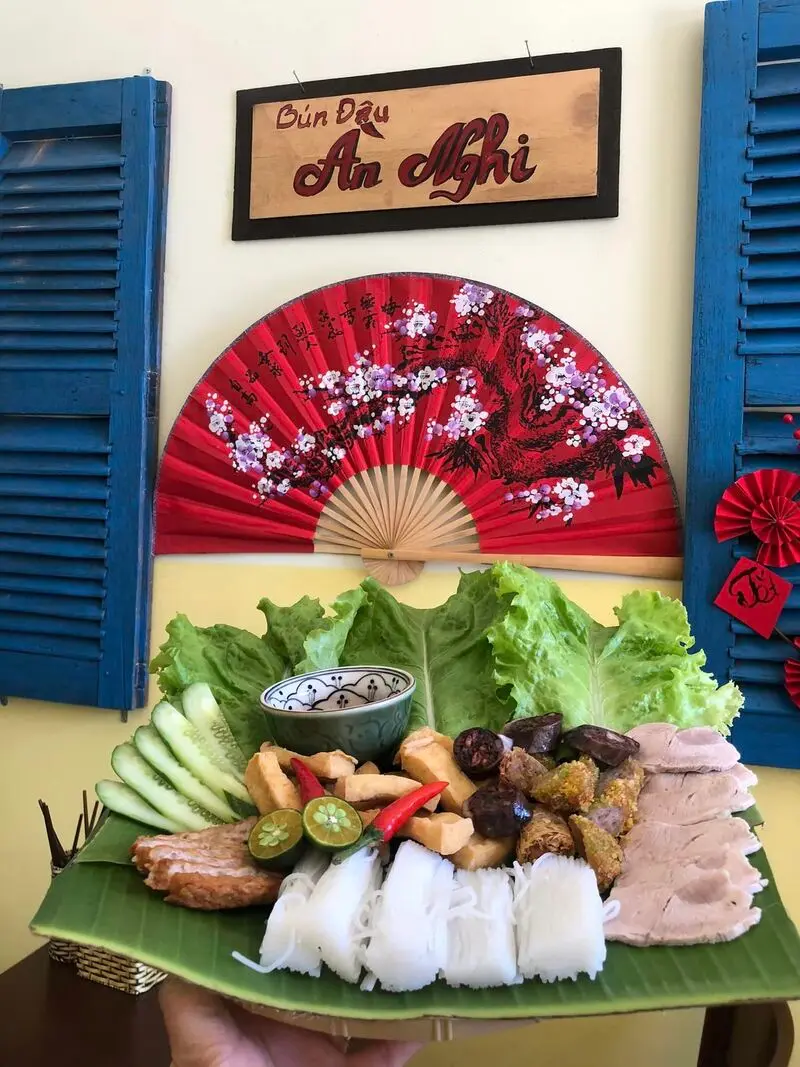 Top 7 qu&aacute;n b&uacute;n đậu mắm t&ocirc;m Bu&ocirc;n Ma Thuột đậm đ&agrave;, chuẩn vị kh&oacute; qu&ecirc;n 8