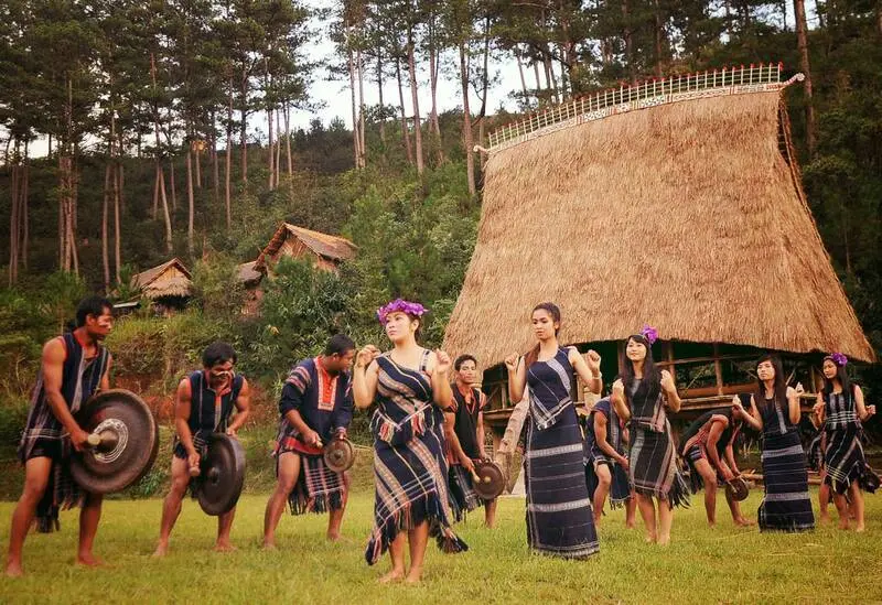 Bản Đôn Tây Nguyên mang dấu ấn huyền thoại đại ngàn 2