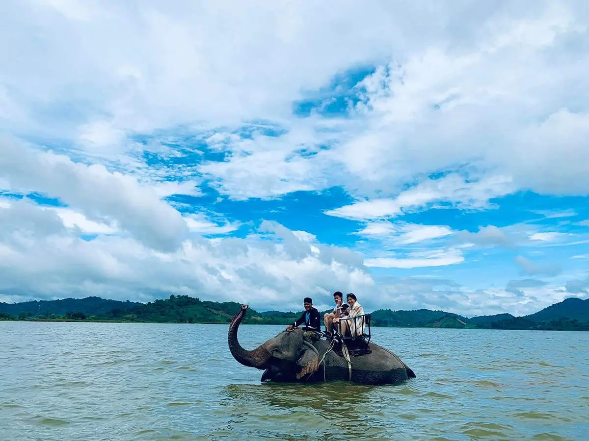 Gợi &yacute; lịch tr&igrave;nh Bu&ocirc;n Ma Thuột 2N1Đ si&ecirc;u th&uacute; vị c&ugrave;ng hội bạn th&acirc;n 7