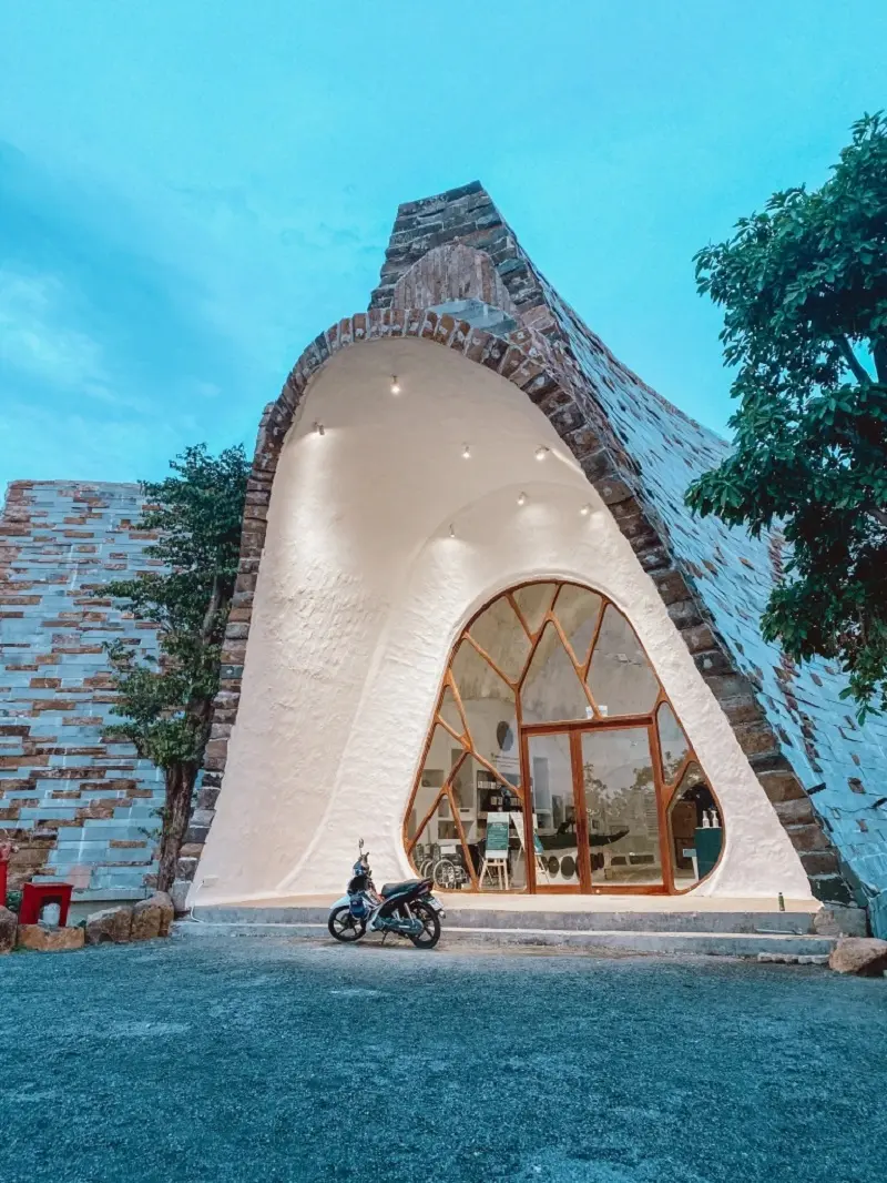 Gợi &yacute; lịch tr&igrave;nh đi hết Bu&ocirc;n Ma Thuột c&ugrave;ng travel blogger L&yacute; Th&agrave;nh Cơ 4