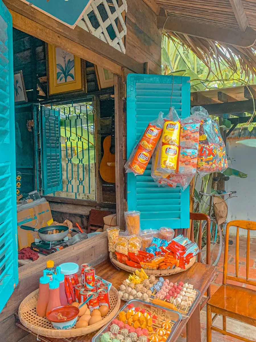 C&agrave; Ph&ecirc; Chốn Xưa C&agrave; Mau, nơi t&igrave;m về những hồi ức th&acirc;n thương 9