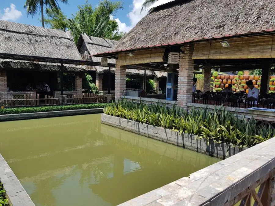 Đến nh&agrave; h&agrave;ng L&agrave;ng Xưa kh&aacute;m ph&aacute; kh&ocirc;ng gian ẩm thực đồng qu&ecirc; độc đ&aacute;o 4