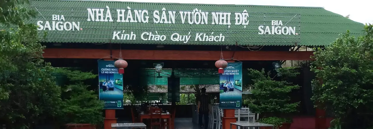 Nhà hàng sân vườn Nhị Đệ, quán ăn ngoài trời nức tiếng ở Đất Mũi