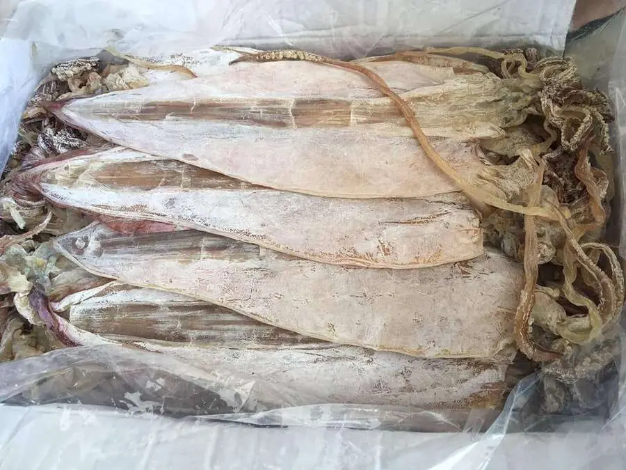 Thưởng thức đặc sản Khô mực Sông Đốc hấp dẫn không thể chối từ