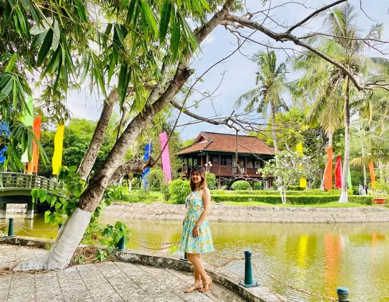 Hành trình review Cà Mau đầy thú vị của cô nàng Nhã Văn