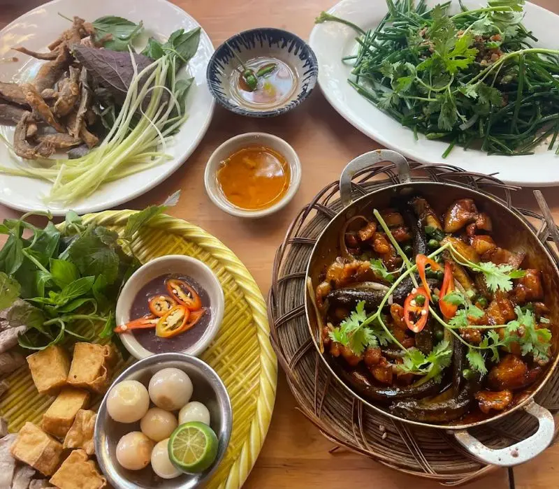 Top 10+ quán ăn gia đình Cần Thơ ngon, không gian ấm cúng 8