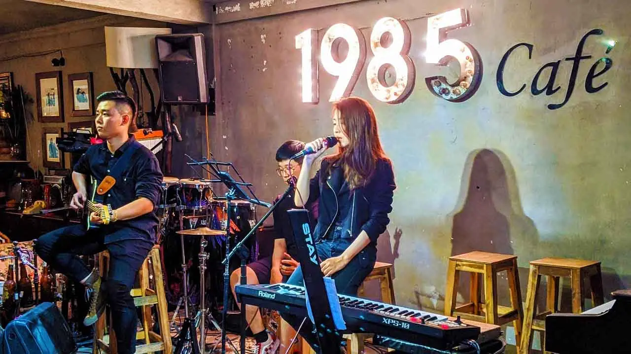 Cafe 1985 Can Tho - G&oacute;c nhỏ y&ecirc;n b&igrave;nh giữa th&agrave;nh phố hiện đại 4