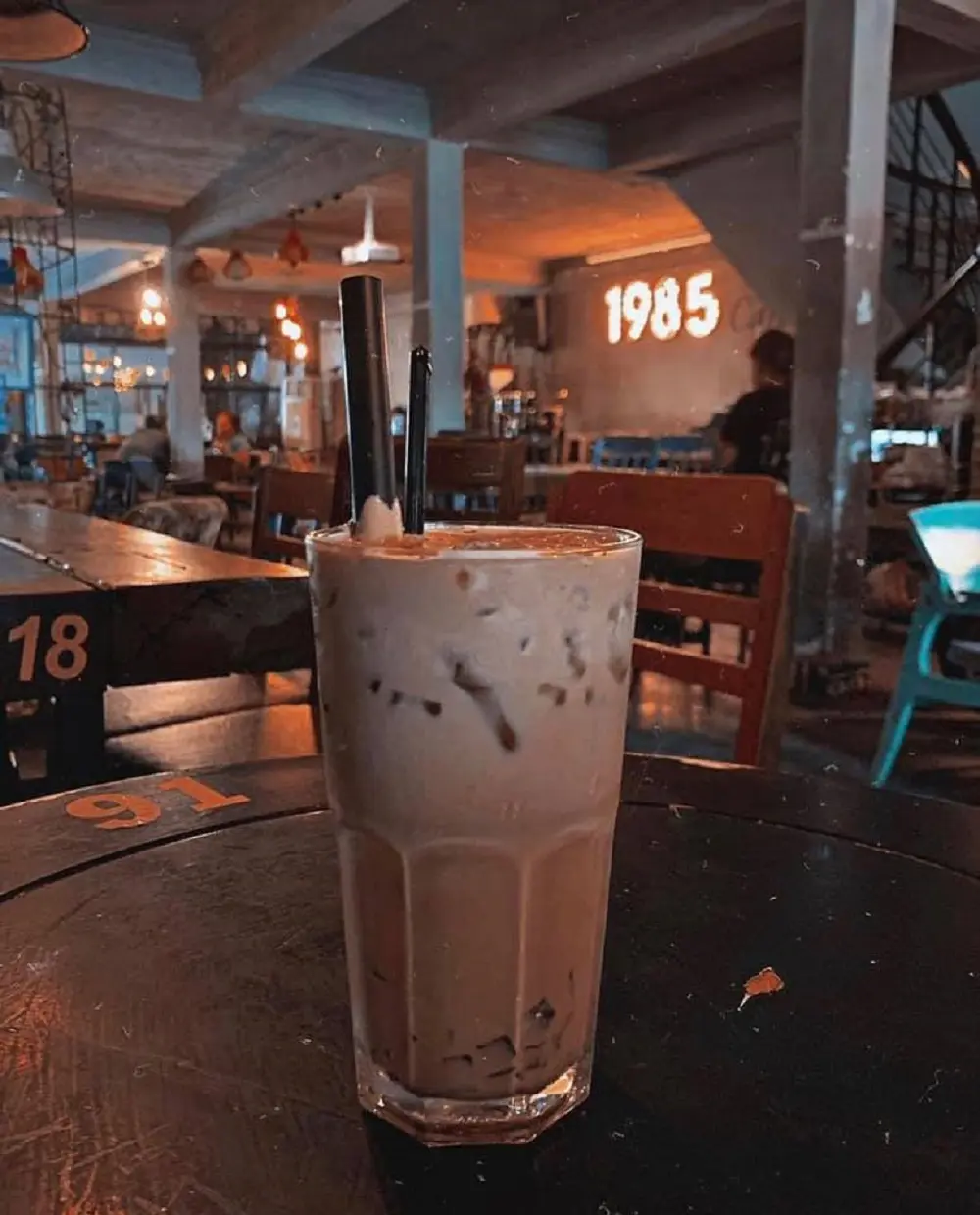 Cafe 1985 Can Tho - G&oacute;c nhỏ y&ecirc;n b&igrave;nh giữa th&agrave;nh phố hiện đại 8