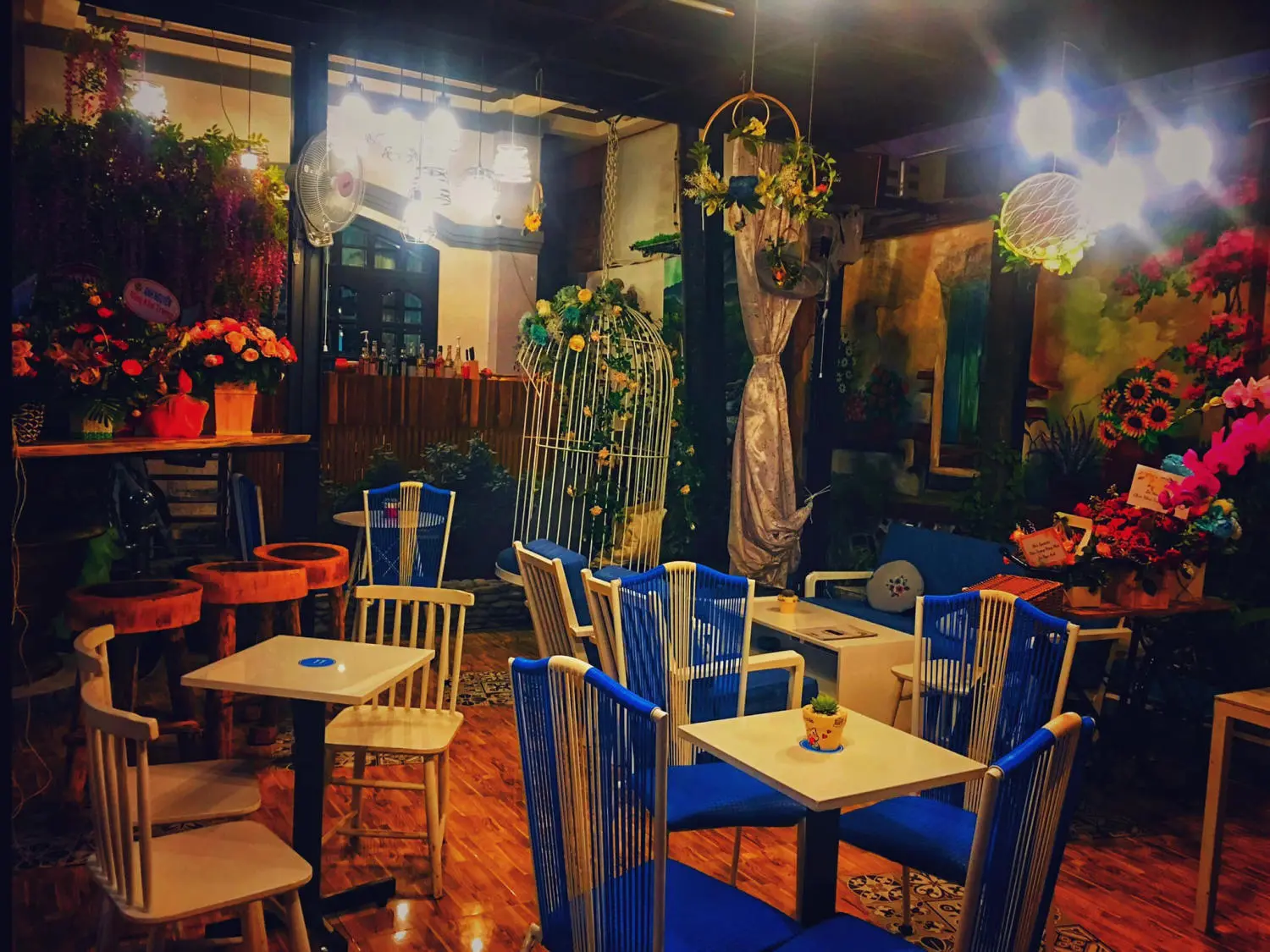Check-in Top qu&aacute;n cafe kh&ocirc;ng gian đẹp Cần Thơ v&ocirc; c&ugrave;ng sang chảnh 7