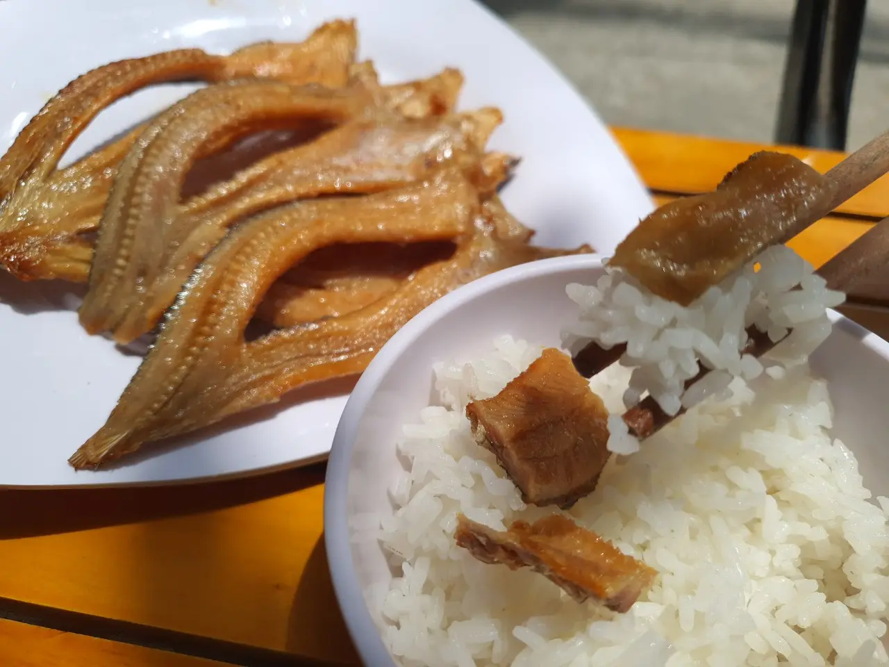C&ograve;n g&igrave; bằng nh&acirc;m nhi m&oacute;n ngon đặc sản Kh&ocirc; c&aacute; l&oacute;c Cần Thơ 10