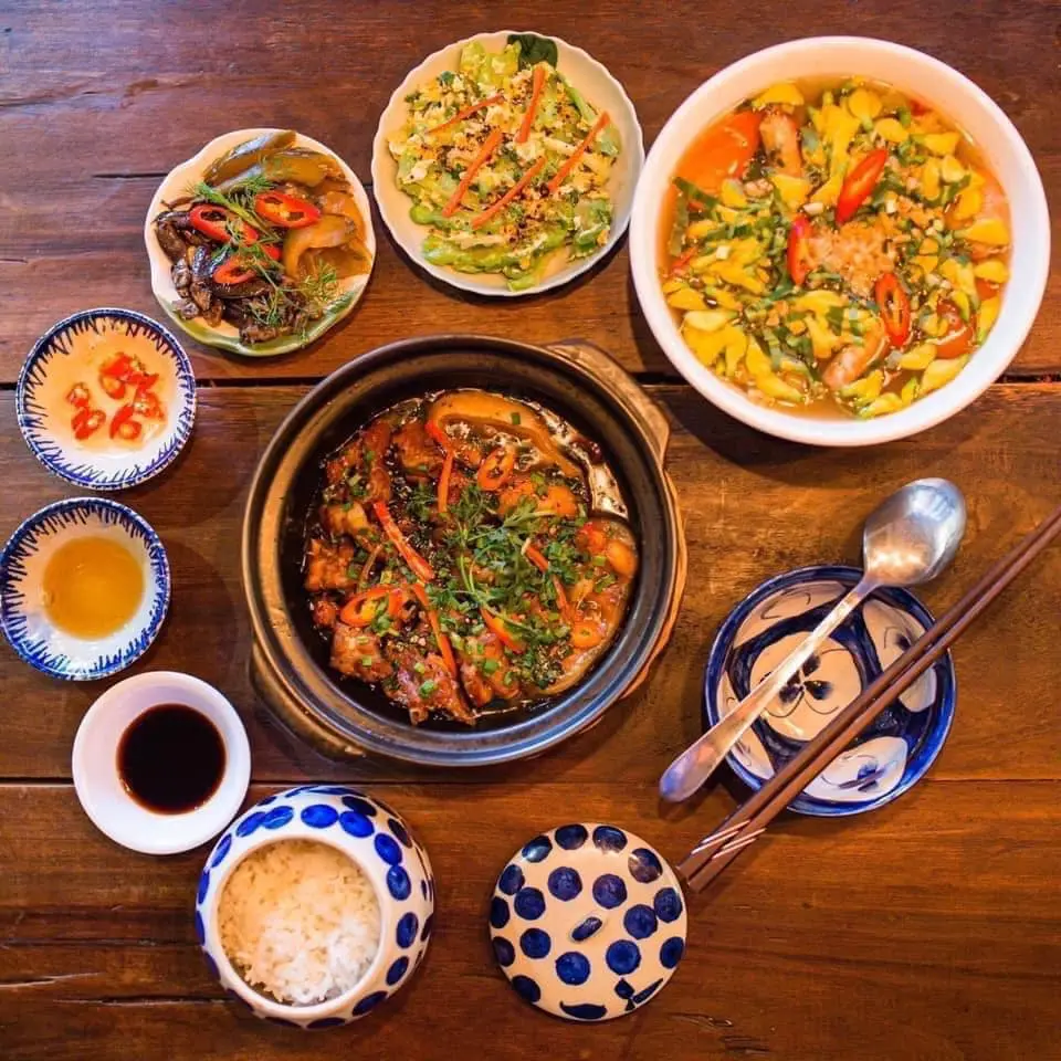 Cuối tuần chill cùng âm nhạc tại EMPI Coffee House Cần Thơ 10