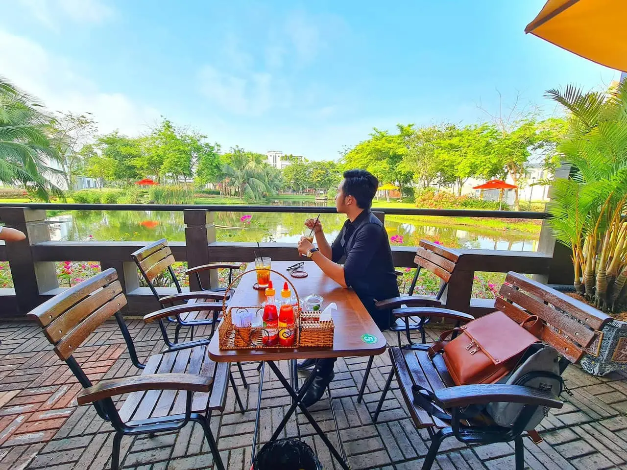 Cuối tuần nhớ gh&eacute; qu&aacute;n Cafe Nam Long Garden Cần Thơ c&oacute; view hồ thơ mộng 7