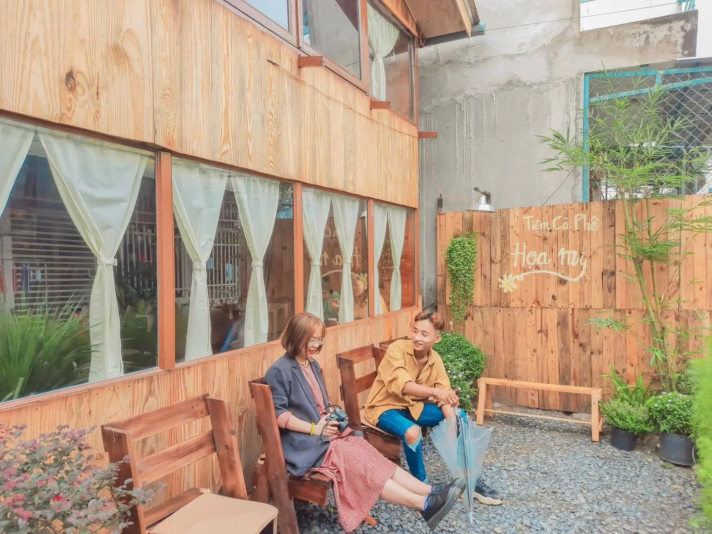 Đi trốn đến Cafe Họa Mi b&igrave;nh y&ecirc;n giữa l&ograve;ng th&agrave;nh phố 12