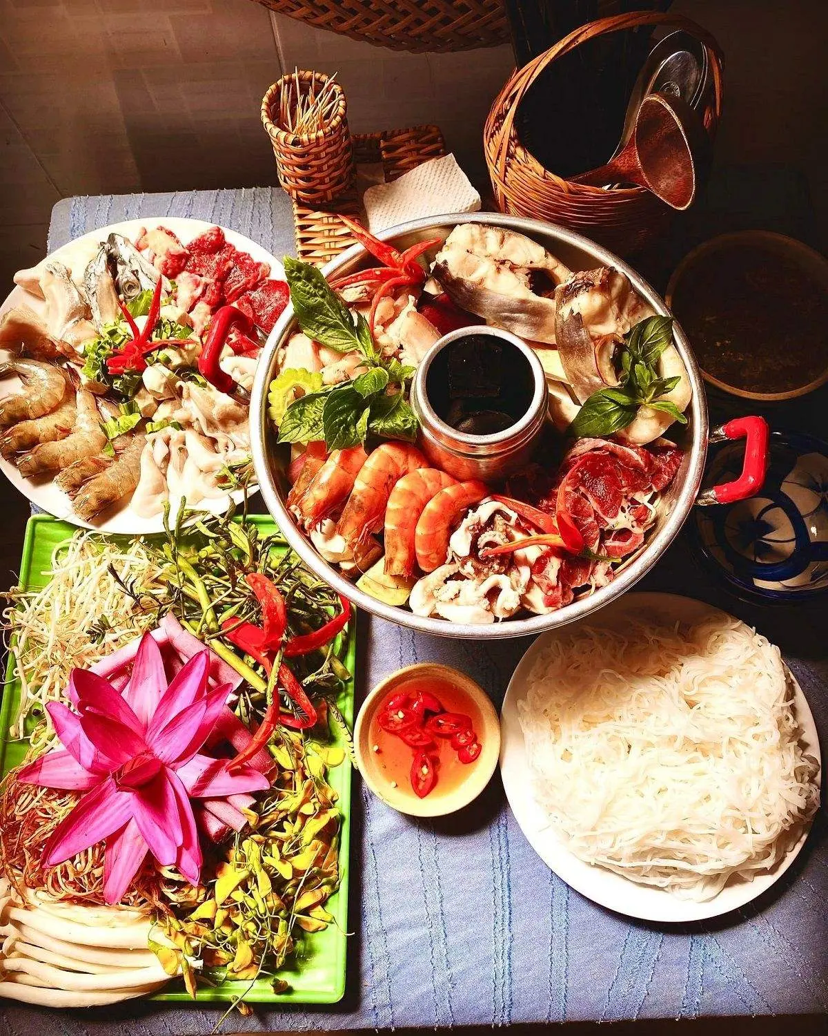 Điểm mặt gọi t&ecirc;n 15 Top qu&aacute;n lẩu Cần Thơ đ&aacute;ng đồng tiền 4