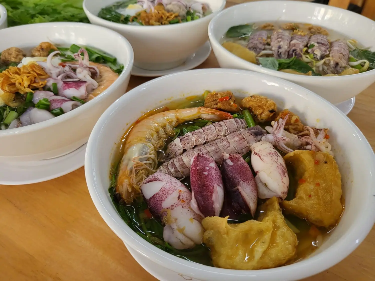 H&eacute; lộ qu&aacute;n Hủ tiếu mực Ph&uacute;c ăn l&agrave; ghiền ở Cần Thơ 8