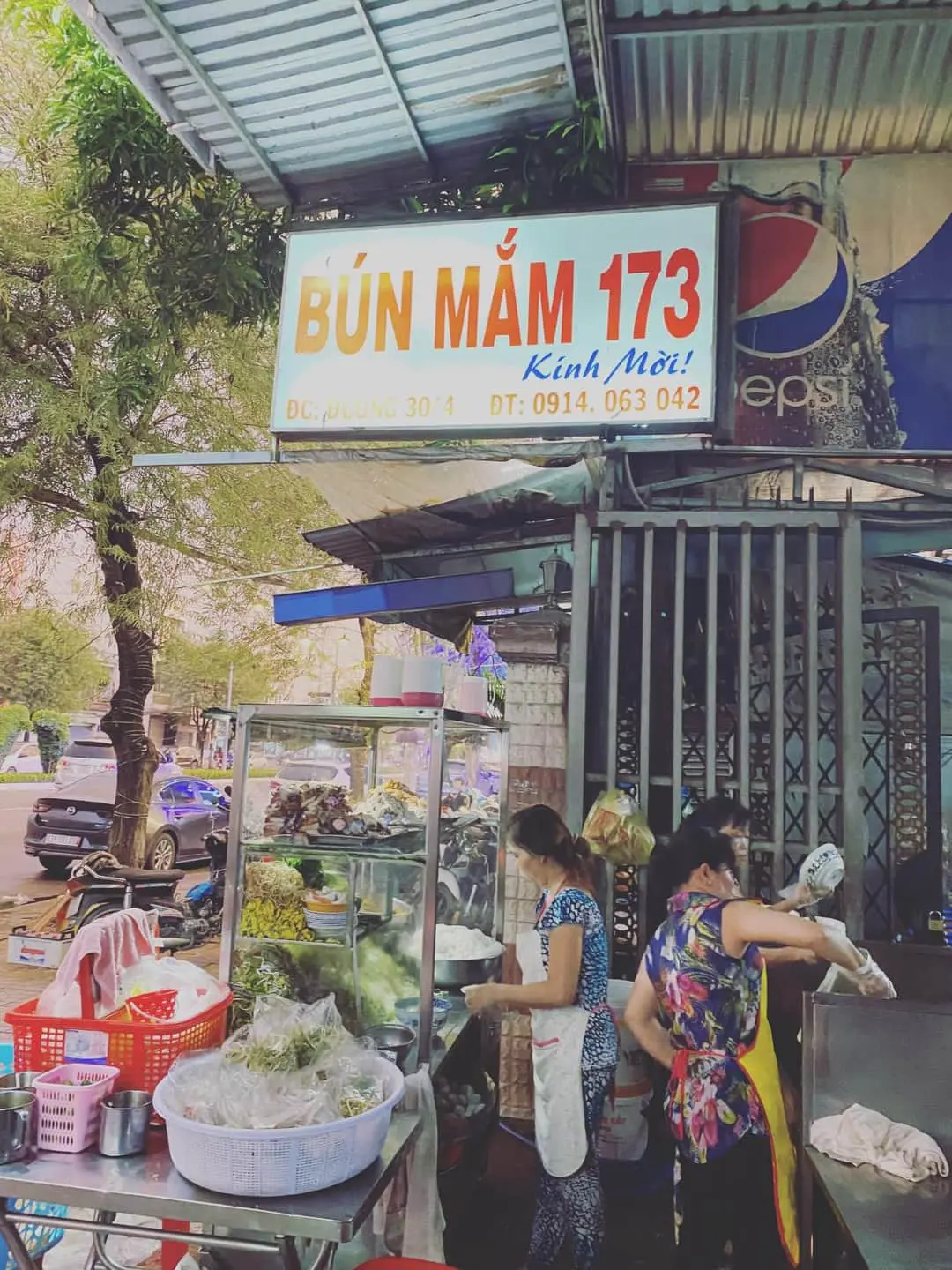 H&eacute; lộ Top qu&aacute;n b&uacute;n mắm Cần Thơ ngon nứt v&aacute;ch, ăn xong nhớ m&atilde;i 2