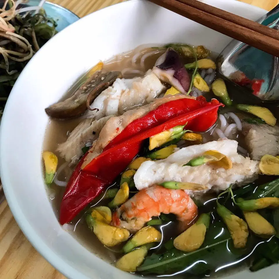 H&eacute; lộ Top qu&aacute;n b&uacute;n mắm Cần Thơ ngon nứt v&aacute;ch, ăn xong nhớ m&atilde;i 9
