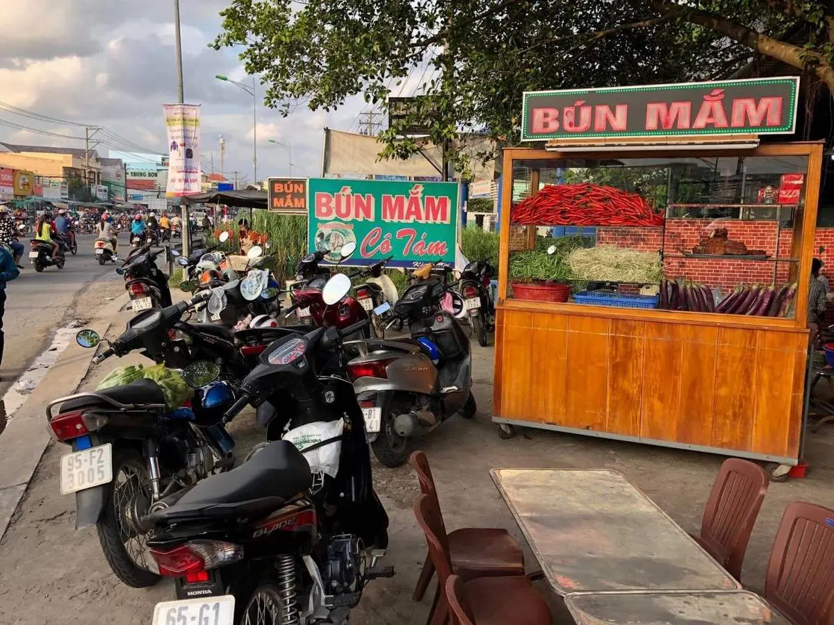 H&eacute; lộ Top qu&aacute;n b&uacute;n mắm Cần Thơ ngon nứt v&aacute;ch, ăn xong nhớ m&atilde;i 7