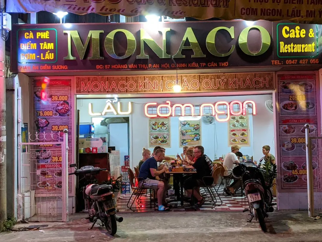 Monaco Coffee Restaurant nơi nh&acirc;m nhi cả m&oacute;n &Aacute; v&agrave; &Acirc;u ở Cần Thơ 4