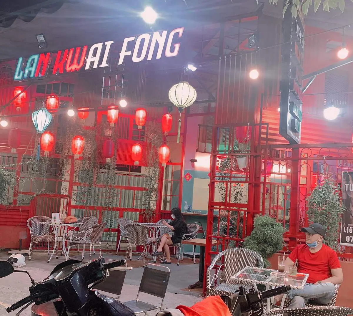 Qu&aacute;n Lan Kwai Fong CT ( Lan Quế Phường) v&agrave; kh&ocirc;ng gian Hồng K&ocirc;ng rực rỡ 2