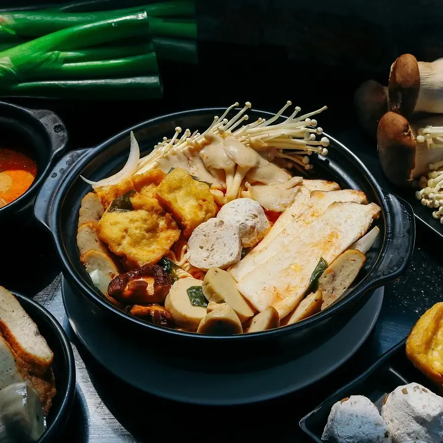 Săn l&ugrave;ng chuỗi M&igrave; cay Omega Cần Thơ khuynh đảo giới trẻ 11