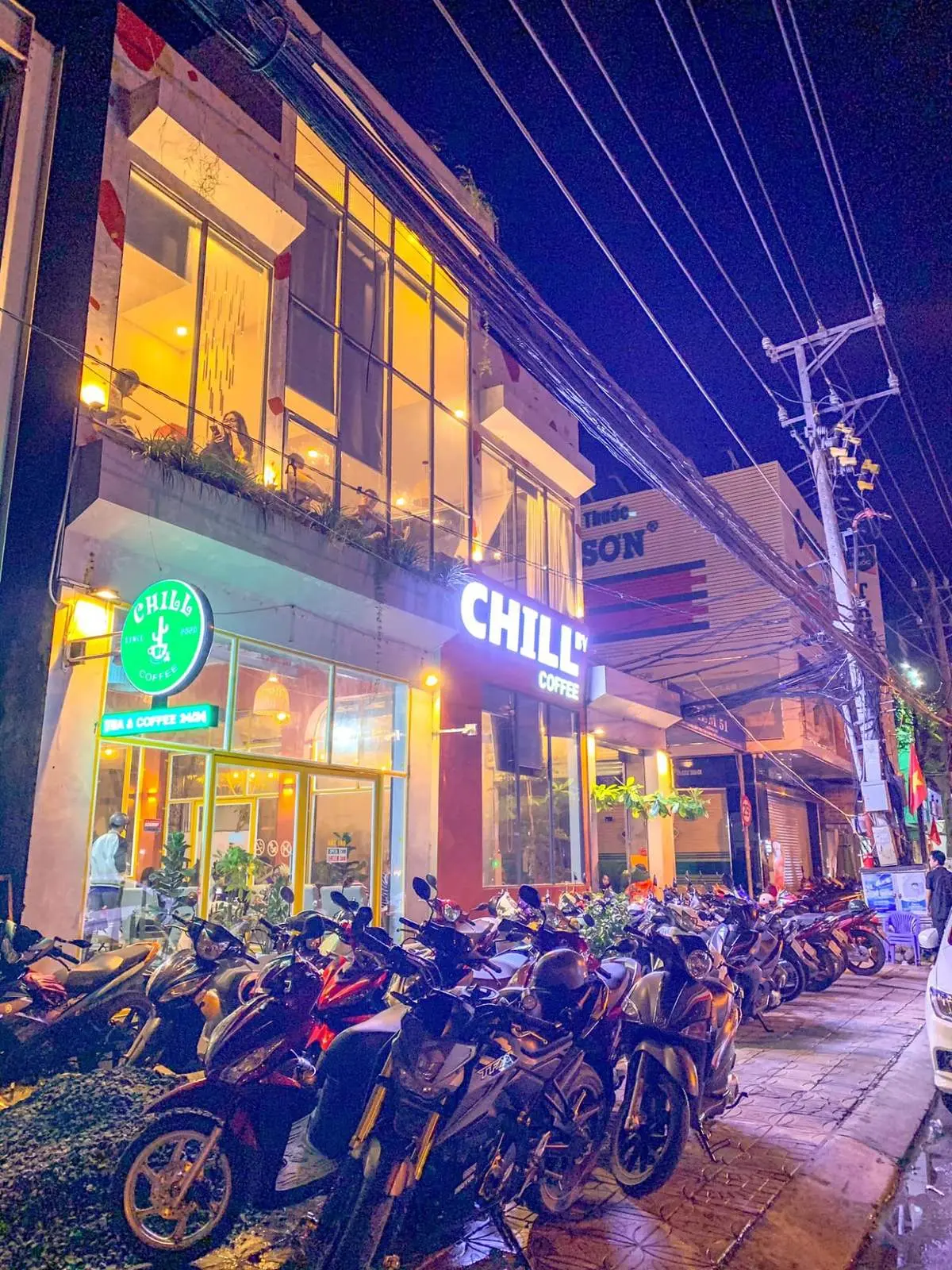 Set k&egrave;o hẹn h&ograve; ở Chill By Coffee Cần Thơ với concept đậm chất sa mạc 3