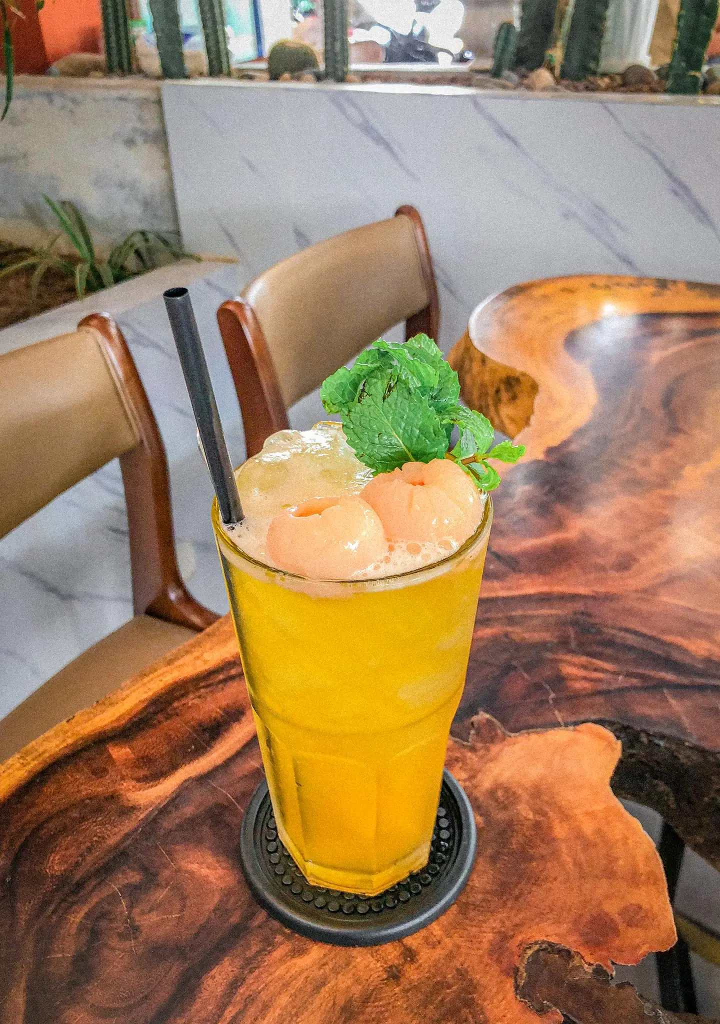 Set k&egrave;o hẹn h&ograve; ở Chill By Coffee Cần Thơ với concept đậm chất sa mạc 14