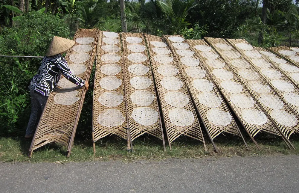 Thử một lần về thăm L&agrave;ng nghề b&aacute;nh tr&aacute;ng Thuận Hưng Cần Thơ 6