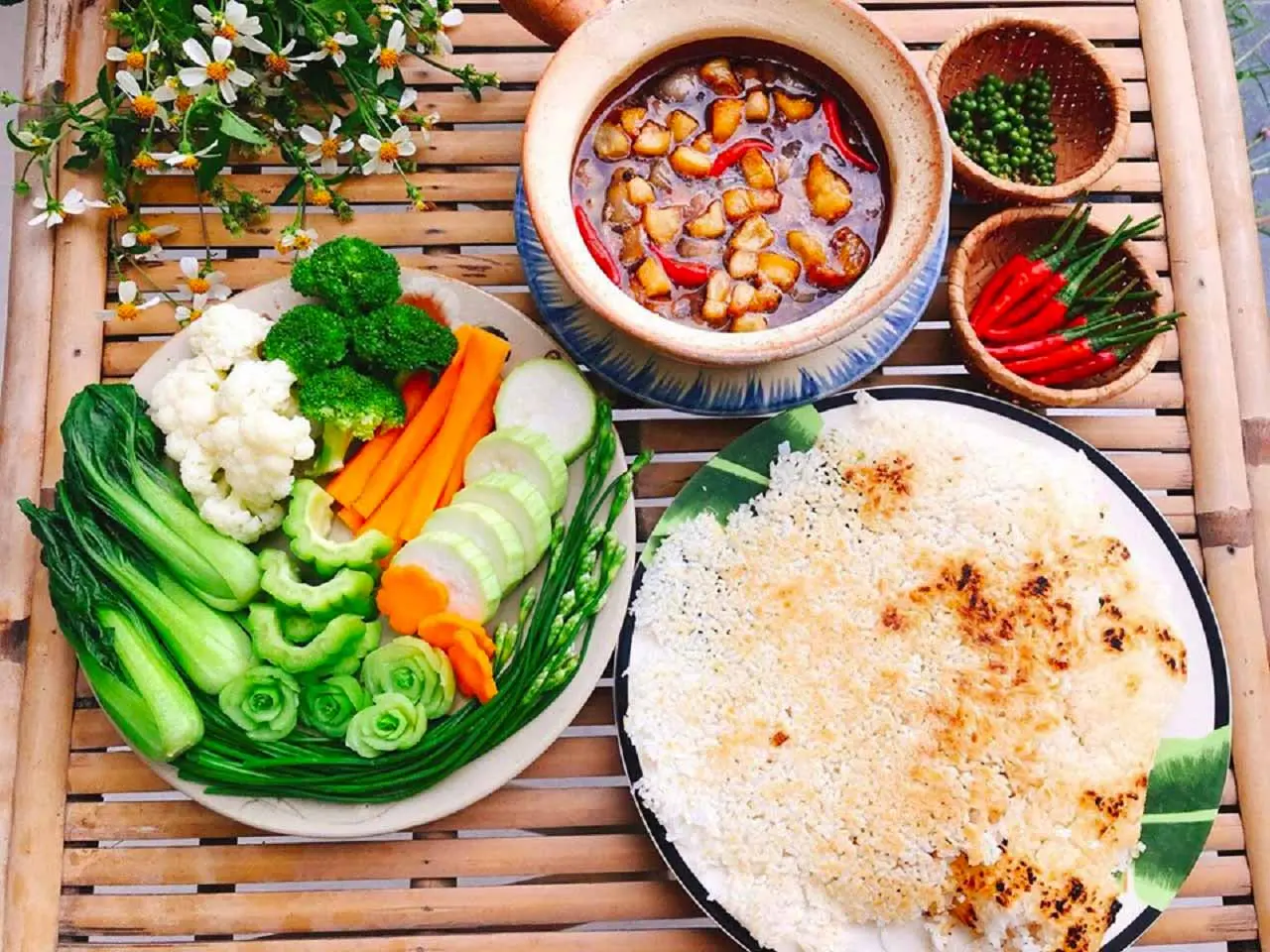 Top địa chỉ b&aacute;n cơm ch&aacute;y kho quẹt Cần Thơ được y&ecirc;u th&iacute;ch nhất 8