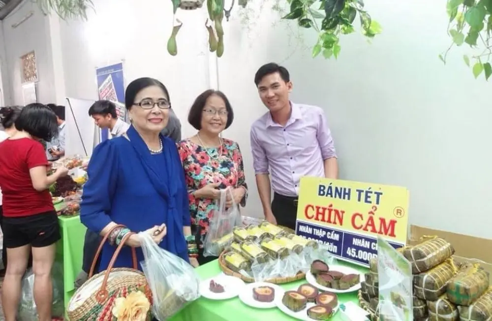 Top địa chỉ mua b&aacute;nh t&eacute;t l&aacute; cẩm Cần Thơ ngon b&aacute; ch&aacute;y 6