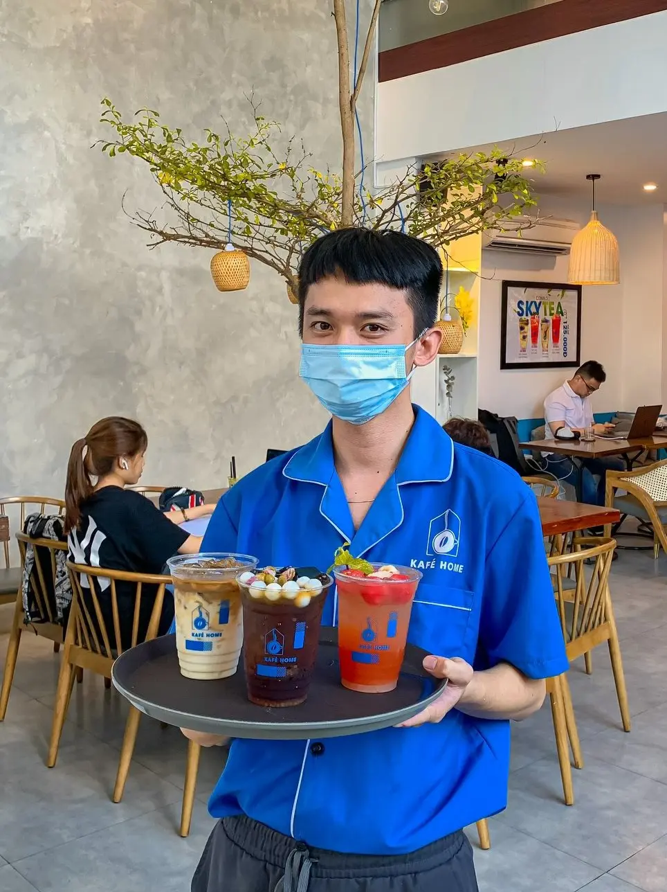 Tr&agrave;n đầy năng lượng với kh&ocirc;ng gian đặc sắc, ấn tượng tại Kaf&eacute; Home 15