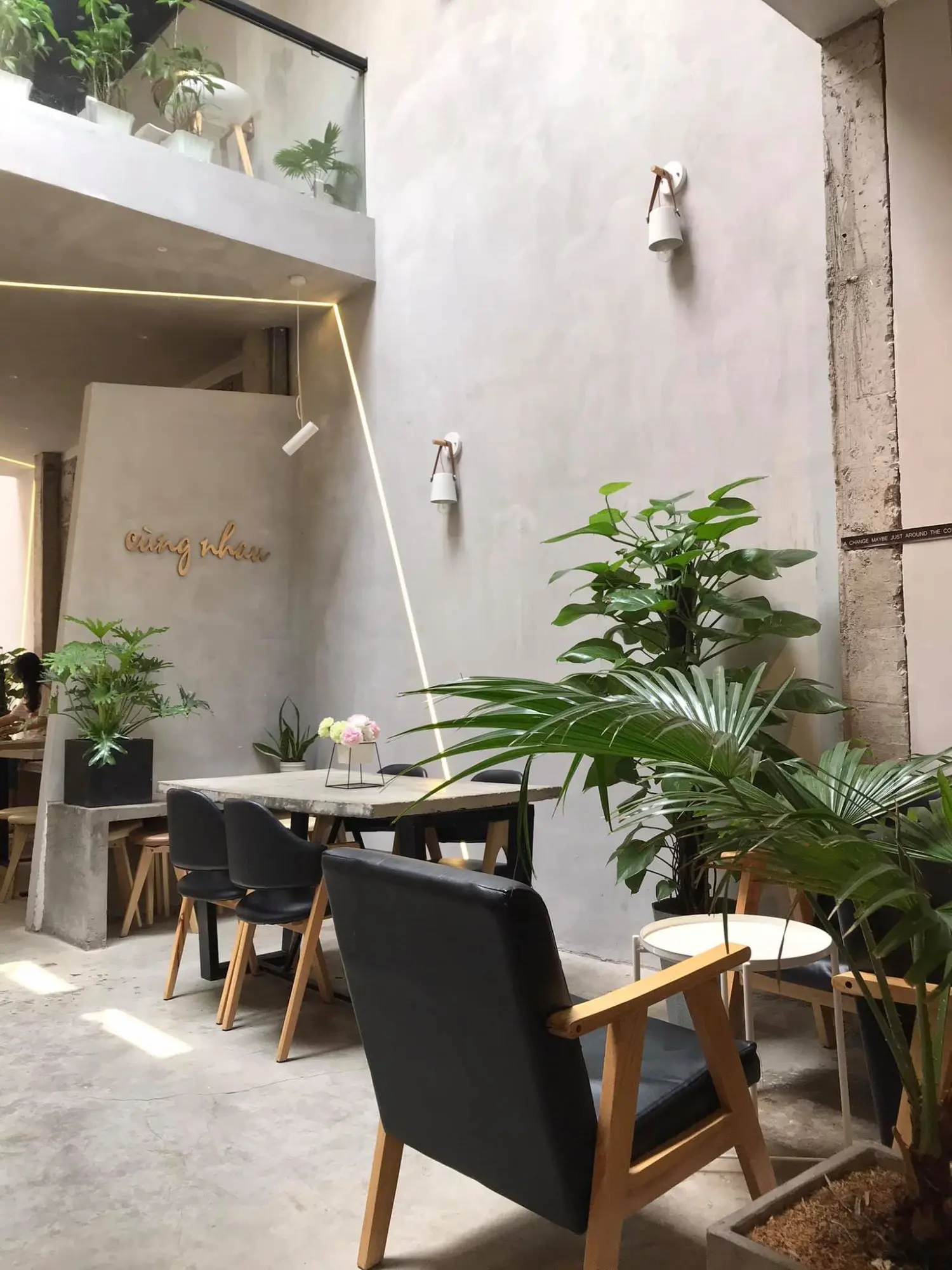 Xao xuyến con tim trước tiệm c&agrave; ph&ecirc; style H&agrave;n Quốc Infini-T tại Cần Thơ 7