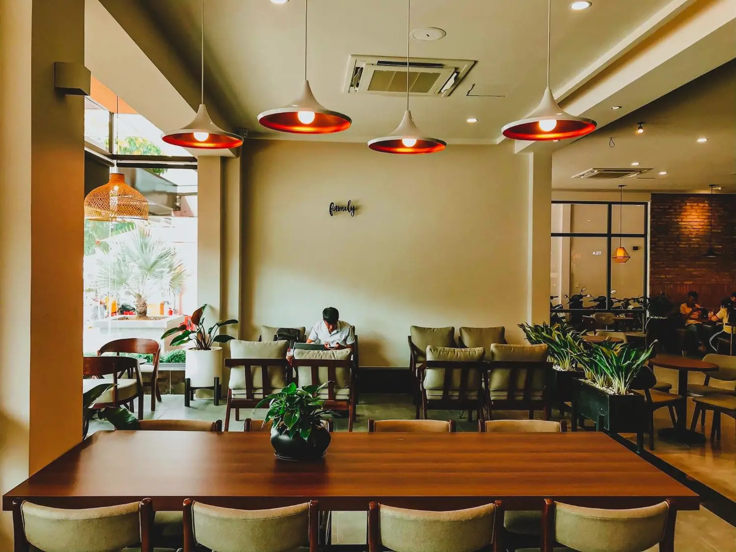 Đến Coffee Time đắm mình trong góc nhỏ bình yên giữa lòng Tây Đô