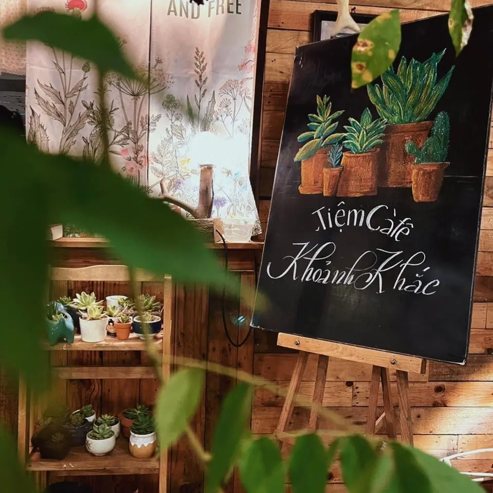 Mê mẩn Tiệm Cà Phê Khoảnh Khắc dành cho những kẻ mộng mơ ở Cần Thơ