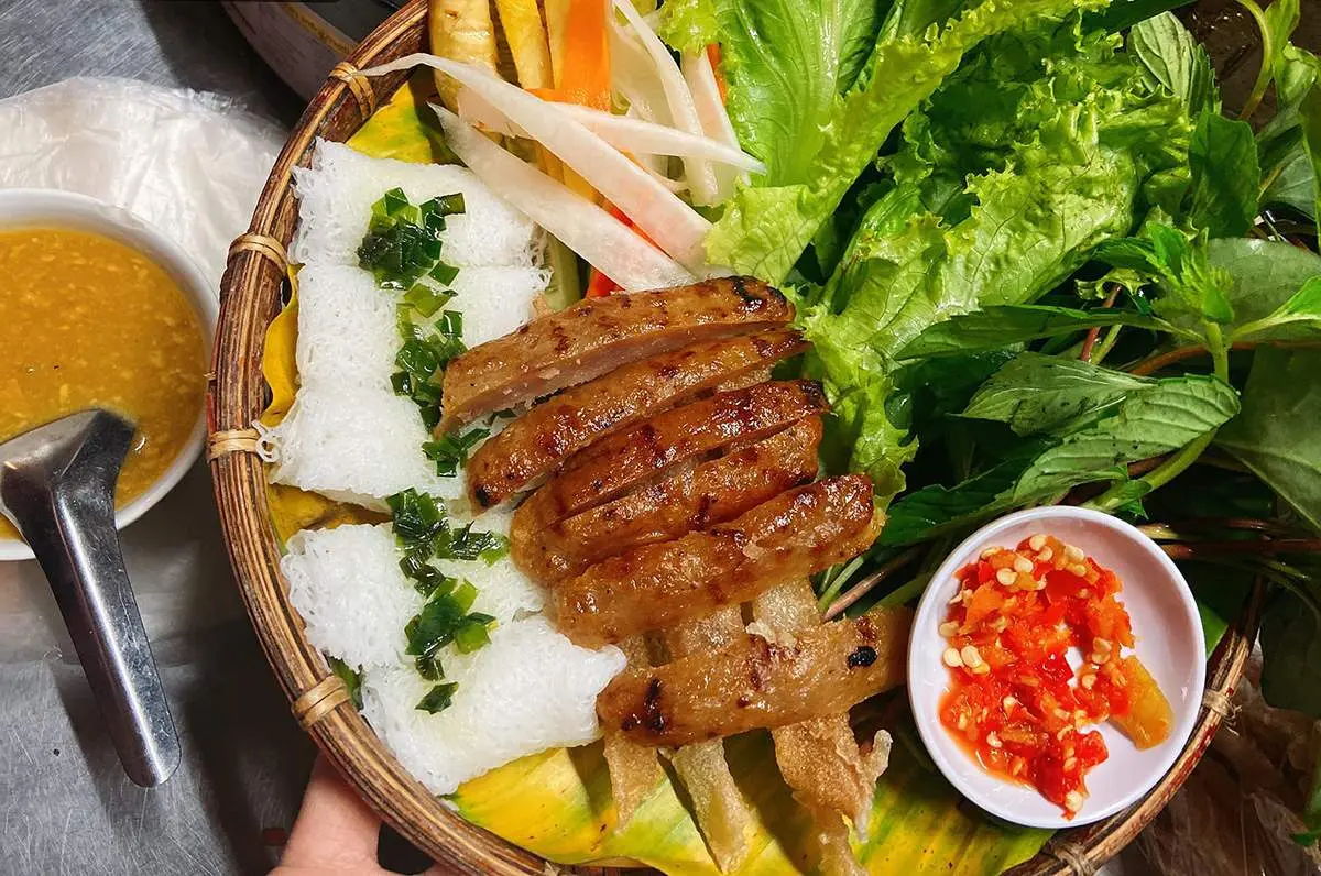 Nem nướng Cái Răng - Hương vị đậm đà của Cần Thơ